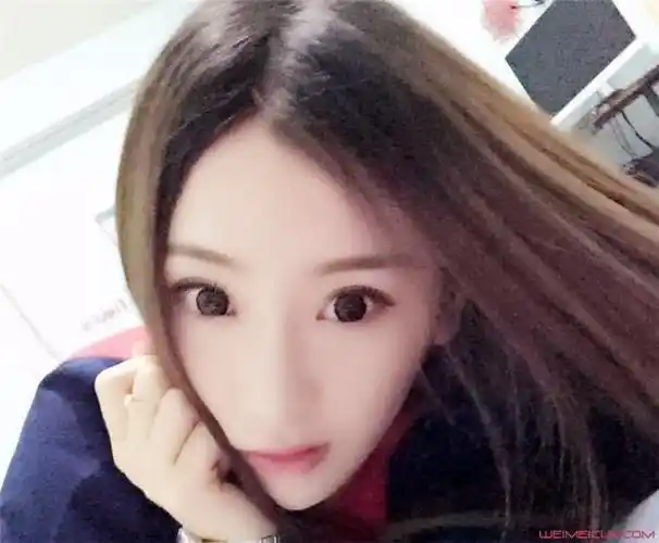 李琪琪的个人资料 真的是张艺兴的女朋友吗