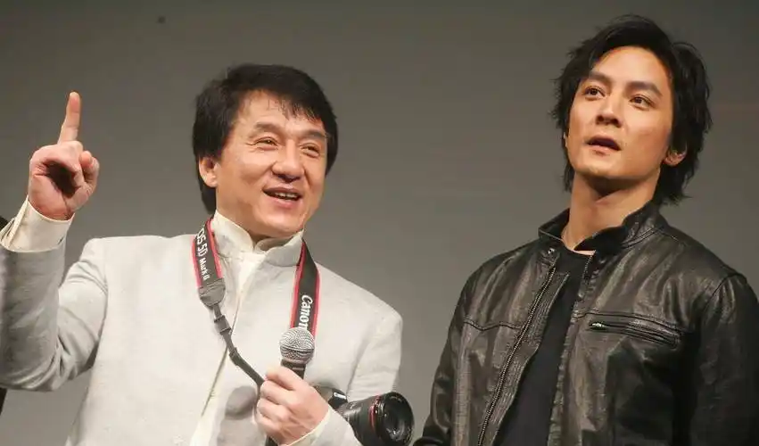 成龙6:陈奕迅租车撞伍佰,成龙甘心做张国荣备胎,只有吴彦祖红了