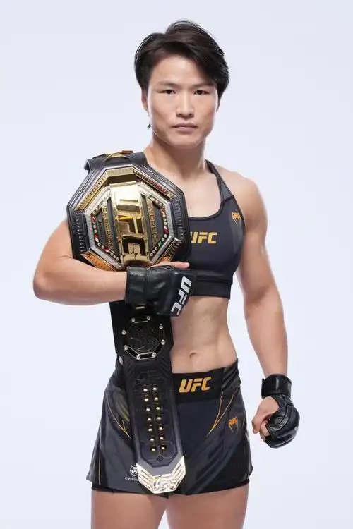 张伟丽——世界舞台上的中国格斗之光