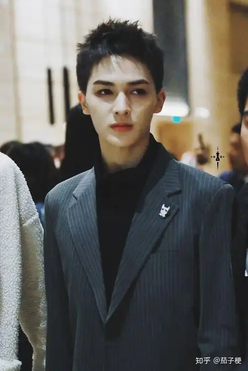 如何看待朱正廷的寸头造型