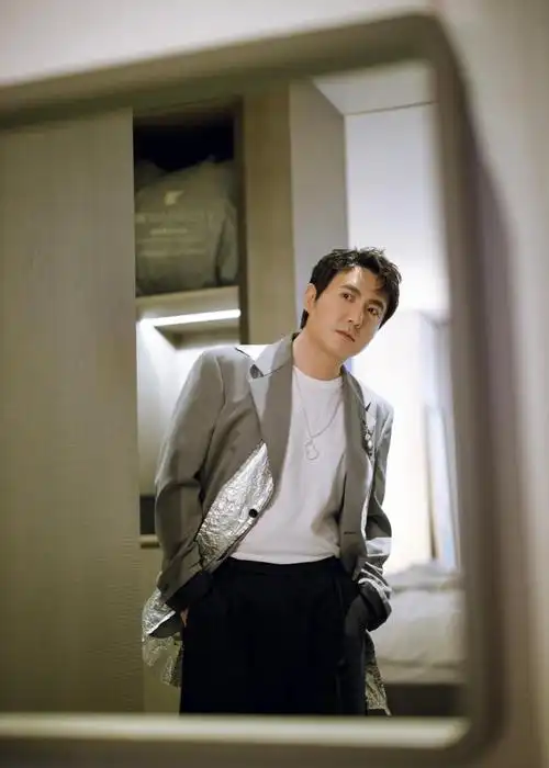 沈腾希望给观众看到他更多的一面拍摄了光天化日电影