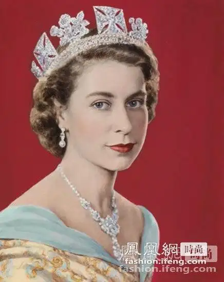 女王伊丽莎白二世 揭秘其一生中传奇珠宝