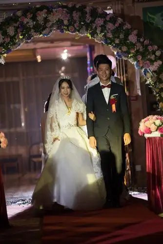 分享一个普通场地婚礼片子的拍摄故事