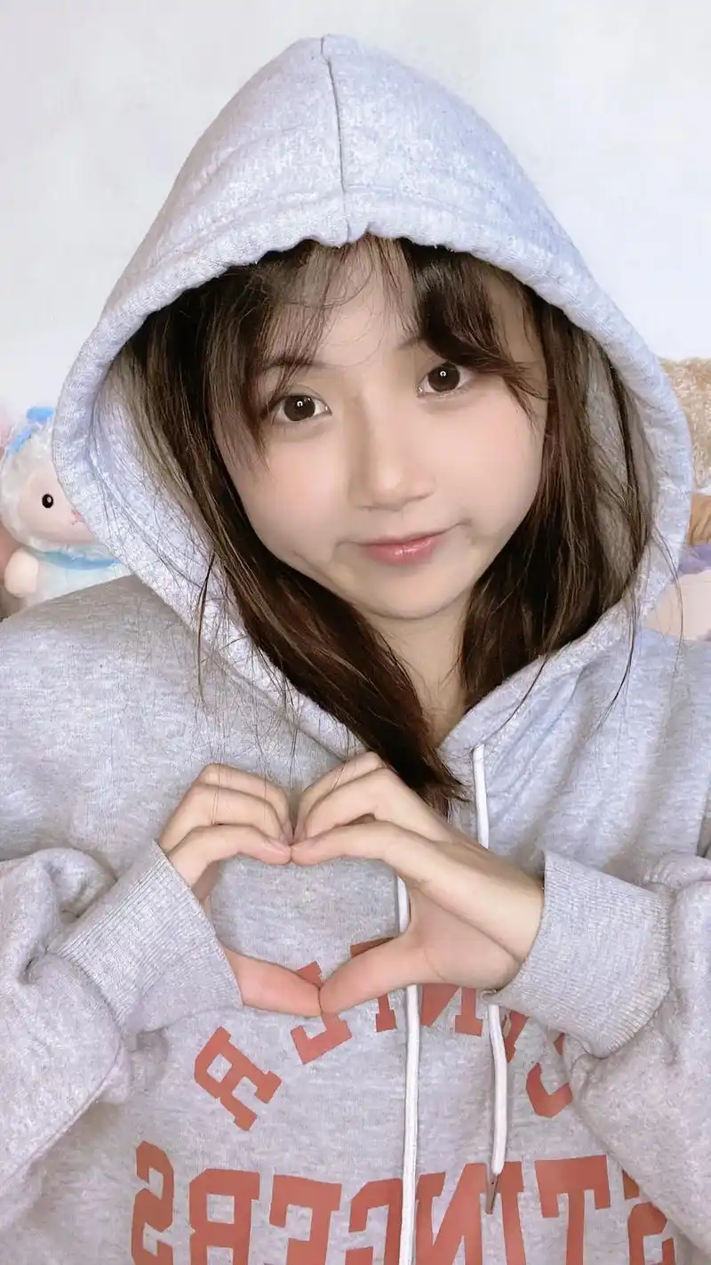 锁屏壁纸 #女友壁纸 #让你对象给你拍 为什么我不瘦 因为 - 抖音