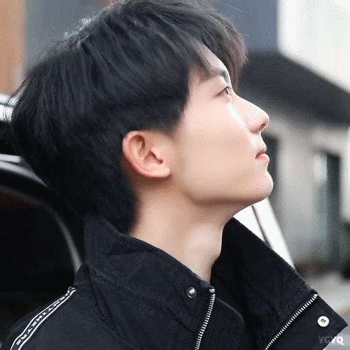 马嘉祺绝美动图