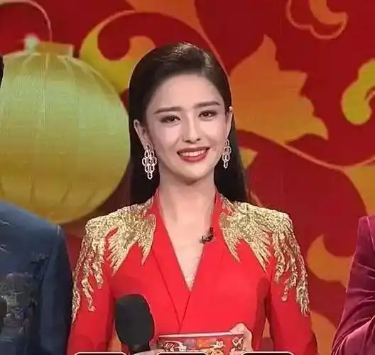 2021年春晚惊喜多多最年轻主持人阵容数名鲜肉明星也将露脸