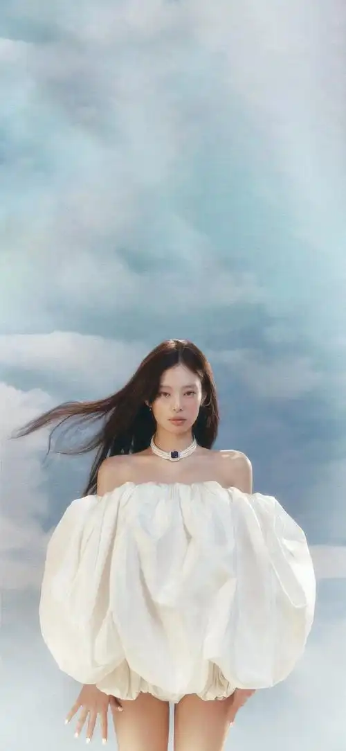 jennie[超话]##jennie照片#230915 无水印版&手机壁纸#jennie芭莎十