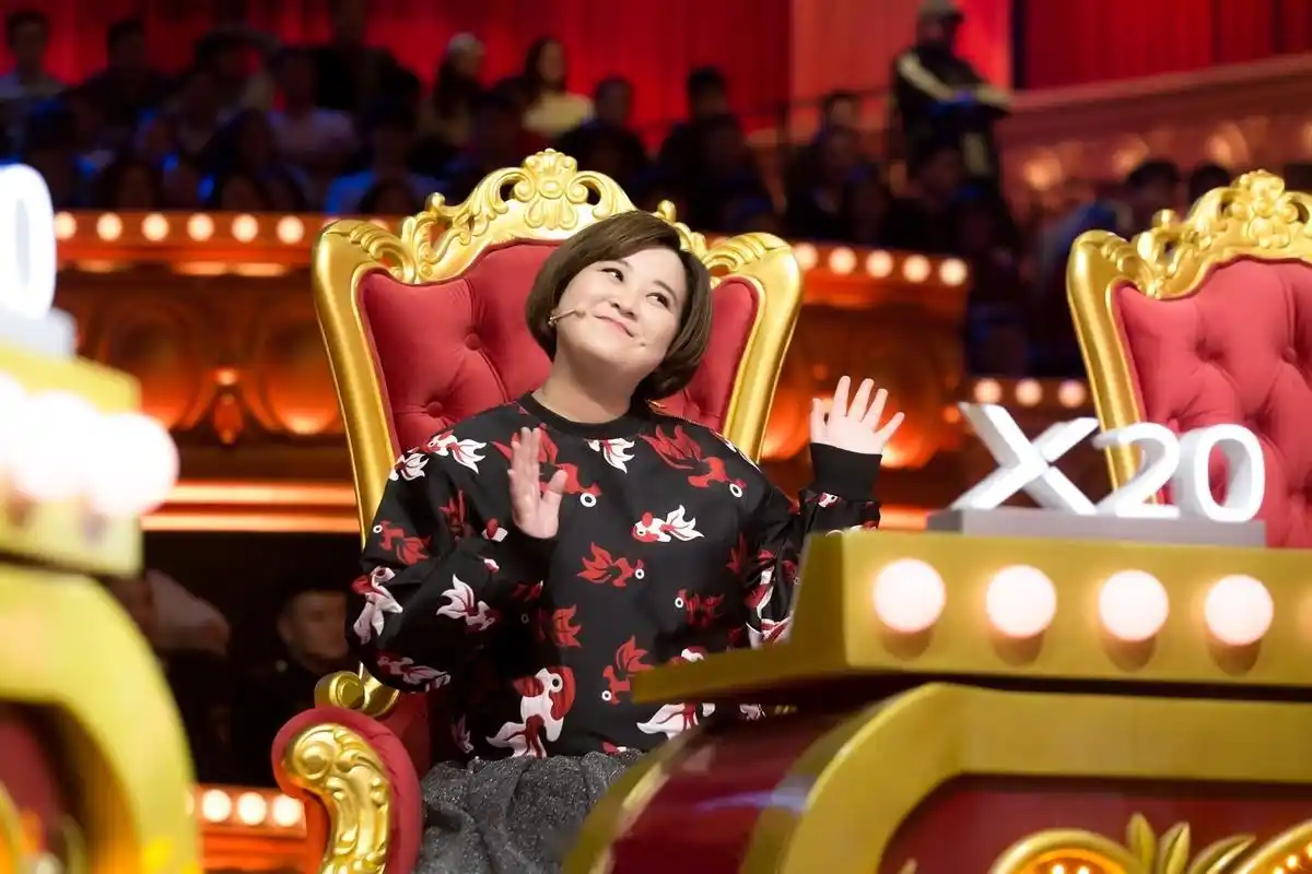 小可爱贾玲本月余额即将用完,大家速来充值吧