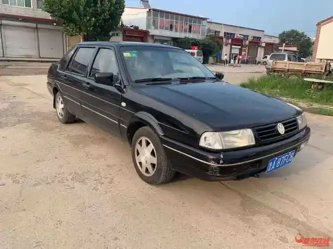 自动挡桑塔纳2000