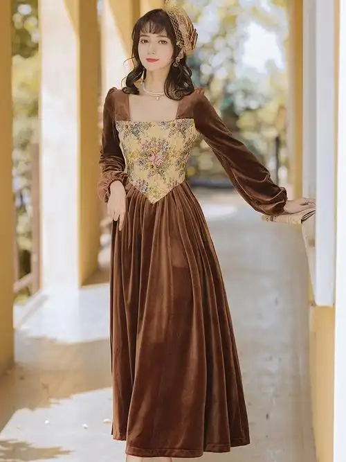 早秋女装设计感法式复古宫廷风绣花拼接泡泡袖方领连衣裙秋装3136