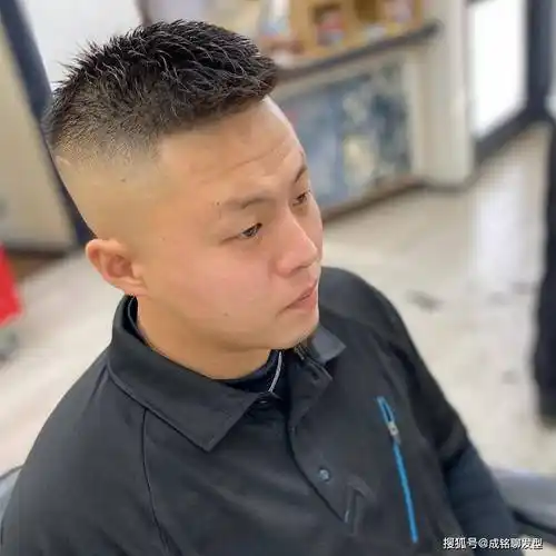 男生想剪寸头,平头,圆寸和板寸有什么区别?应该如何选择呢?