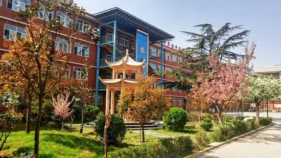 学校简介-白水中学