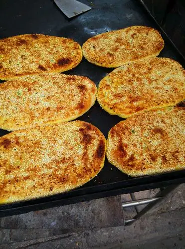 正宗泰州兴化土特产草炉烧饼芝麻咸味兴化手工王烧饼龙虎斗猪油渣