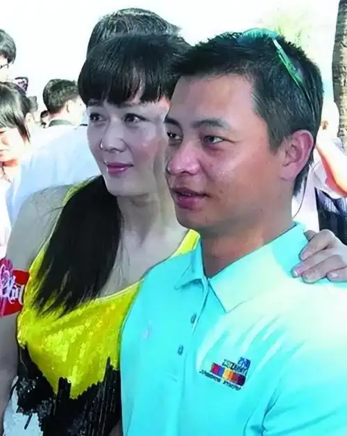 李琳:被前夫一巴掌扇到离婚,二嫁世界冠军幸福甜蜜_王小列_李大双