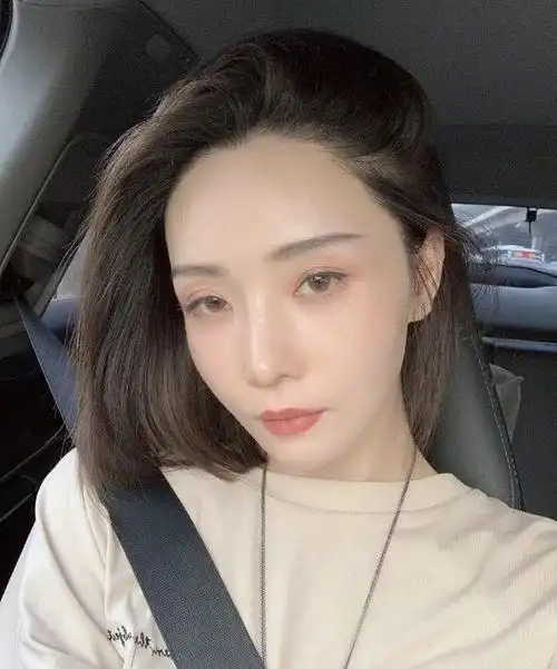 高晓松前妻近照曝光大变网红脸几乎认不出