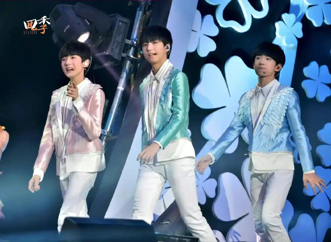"你们好,我是四叶草"#tfboys #四叶草 #十年之约  - 抖音