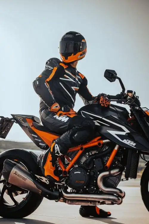 公路大杀器ktm1290superdukerr