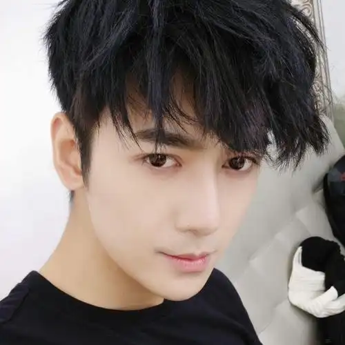 李鹤_演员_作品_个人资料_简历_生日_经历_留言 - 酷乐米