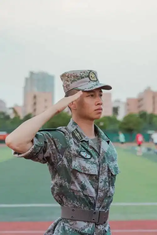 退役大学生士兵谱写精彩军旅人生_工作动态_江门市退役军人事务局