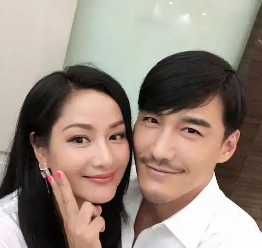 歌手格格小我材料