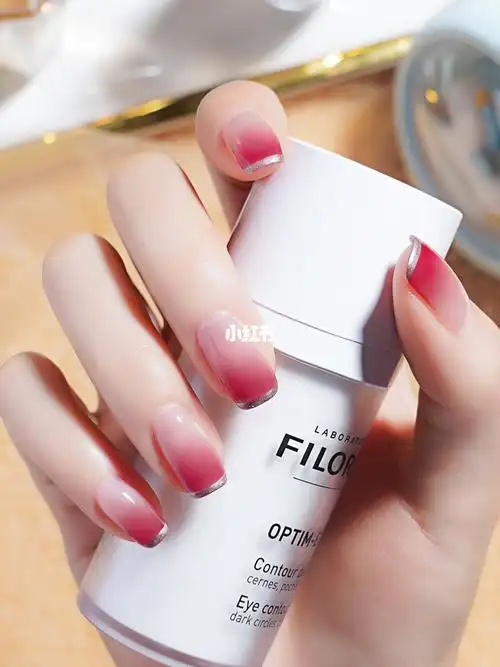 法式温柔渐变显白美甲