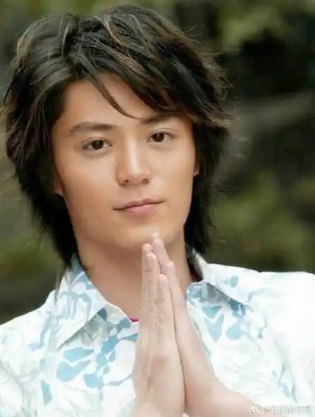 "睫毛精"霍建华,年轻时真的是花美男啊,是我低估了他的颜值