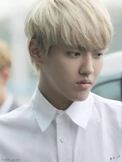 吴亦凡 对你的白衬衣就是各种没有抵抗力