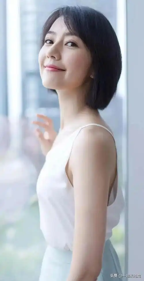 高圆圆:清新美貌,演艺圈最美女星|侵权|原创|模特_网易订阅