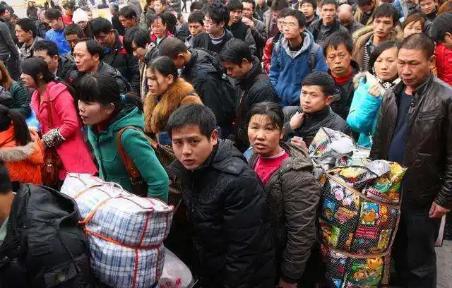 1,干活人少了,90后的不干苦力活,00也是这样没个好工作是不干的.