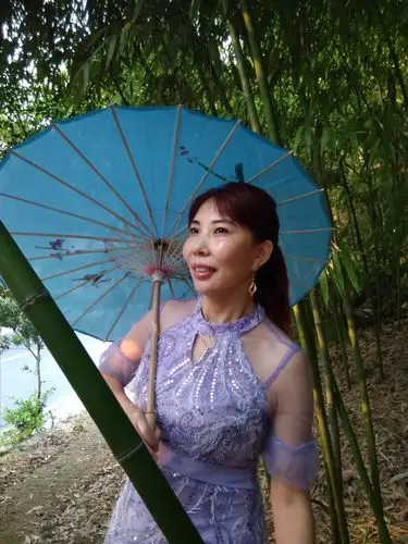 70后女人的蓝眼泪