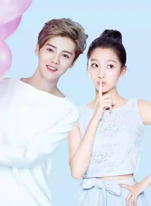 与鹿晗同居的日子(鹿晗关晓彤感情进展顺利,被拍到两人多次同居)-韩剧