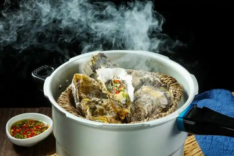 美食摄影高压锅生蚝