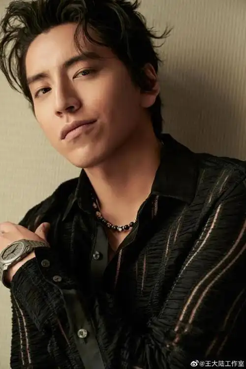 据了解,王大陆与蔡卓宜于2022年12月9日正式在一起,王大陆在社交平台