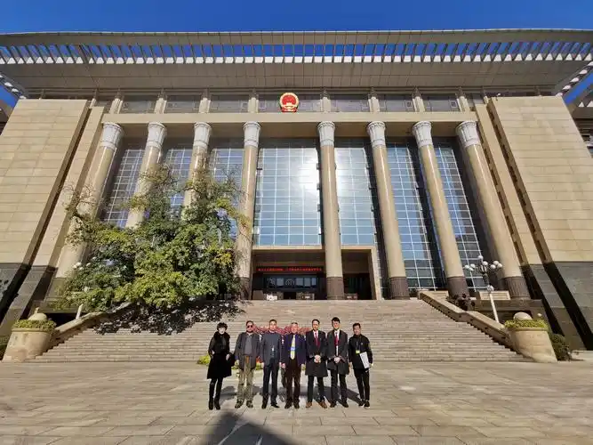 以案说法最高人民法院审理并直播宁波民企案庭审全过程用以普法教育