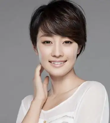 马伊俐照片资料马伊俐体且行且珍惜到底是什么意思