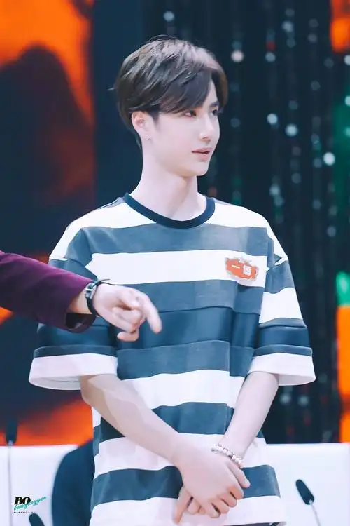 王一博2015天天向上