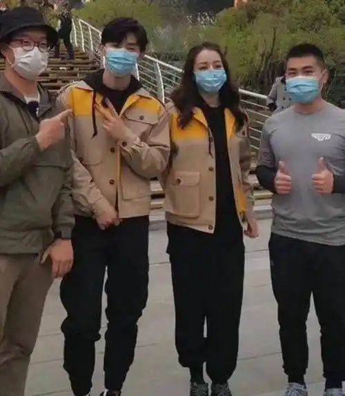 看到热巴,邓伦后,网友们开始暗自窃喜_节目_组合_cp