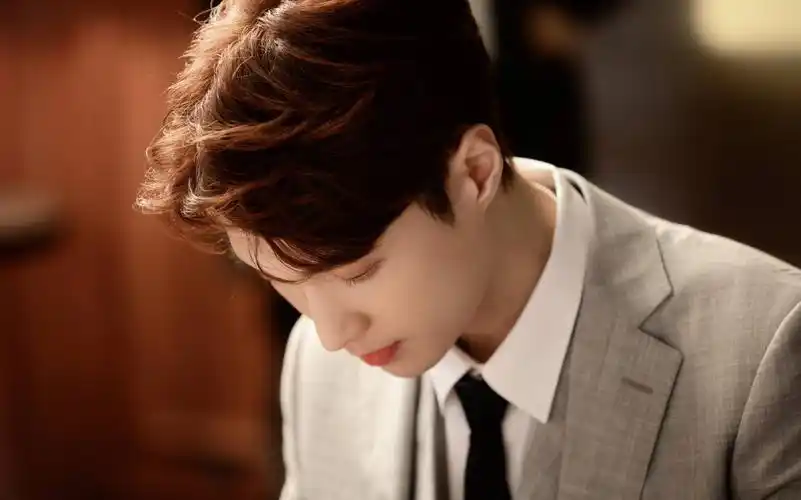 张艺兴的骨相想夸很久了!-焦糖10-默认收藏夹-哔哩哔哩视频