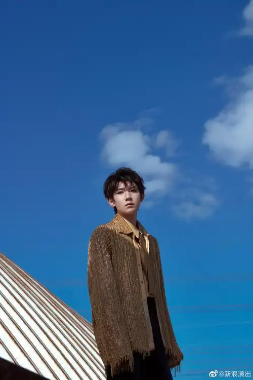 王源电影感定妆照##王源巡演定妆照