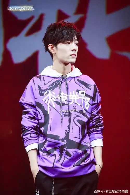 肖战紫色look合集!帅炸!期待顾魏,《斗罗大陆》,《狼殿下》