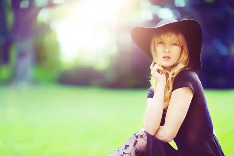 女孩 金发 脸 帽子 4k图片,4k高清美女图片,娟娟壁纸