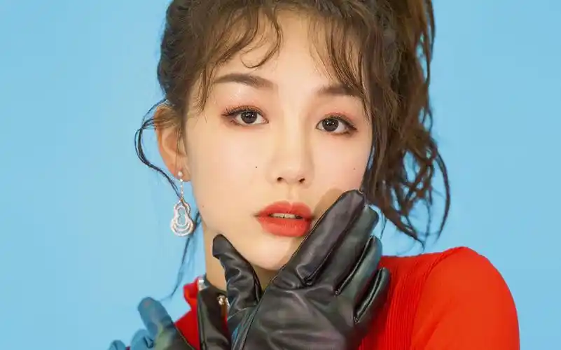 火箭少女101徐梦洁舞蹈踩点向boomclap