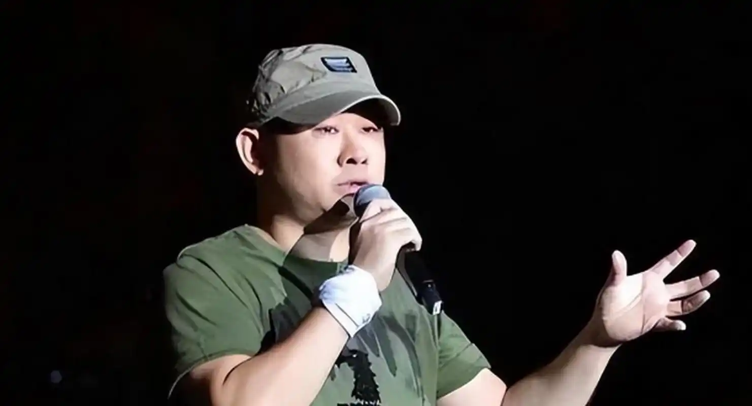 很多人因刀郎而群起共愤,很多人也自愿为刀郎鸣不平.