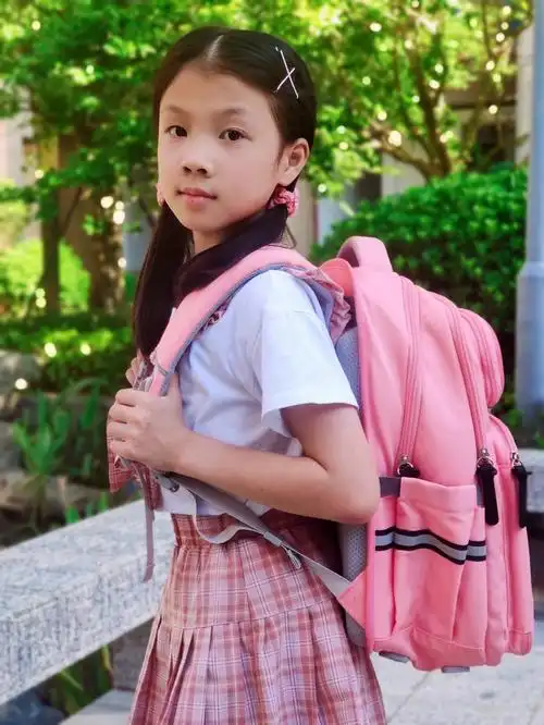 终于找到我和女儿都满意的书包了94,这不,下半年就到上小学三年级了