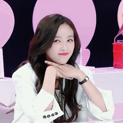 吴宣仪动图,图源wb,侵删