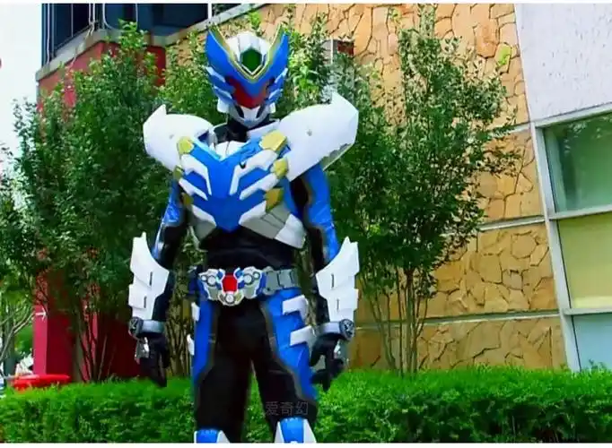 铠甲勇士皮套可穿戴飞影铠甲勇士11可穿戴头盔摆件全身盔甲手工eva