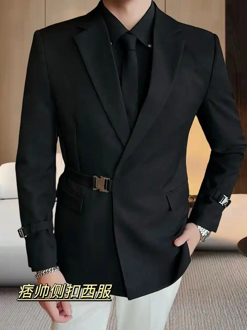 这款男士西装外套侧扣修身痞帅,简直帅爆了!