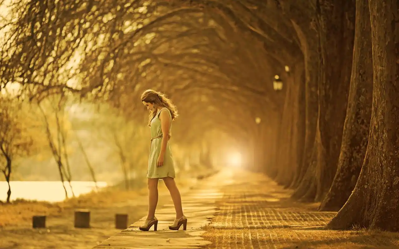 气质小清新美女非主流逆光唯美养眼写真桌面壁纸(二)