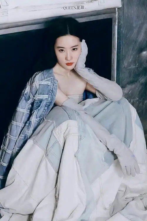 刘亦菲elle金九封面