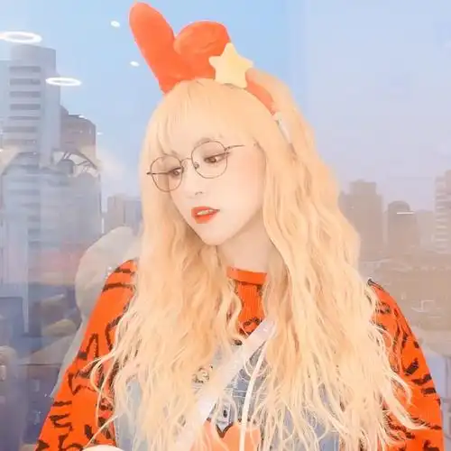 "太过于耀眼,反而让人捉摸不透."孔肖吟.